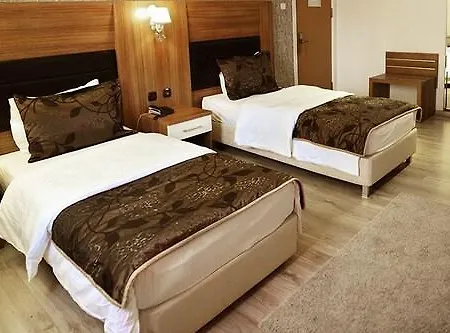 Tanik Otel 3*